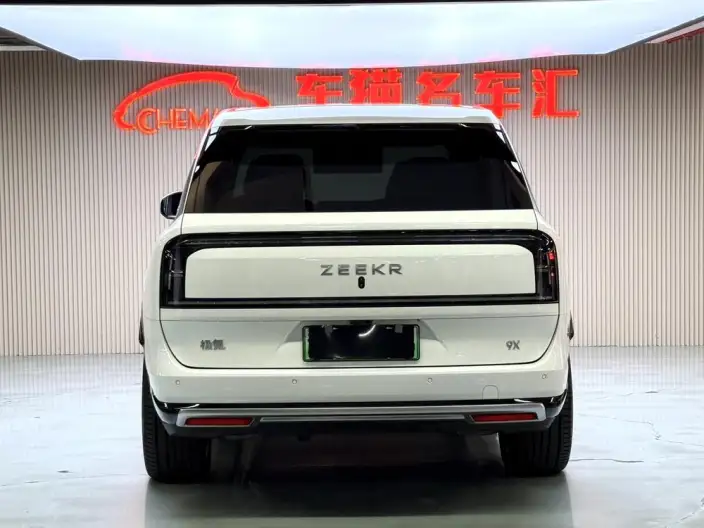 ZEEKR 9X 2026 Model Hyper Edition 70kWh VI seat – фото 5