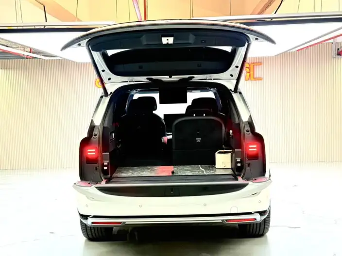 ZEEKR 9X 2026 Model Hyper Edition 70kWh VI seat – фото 7