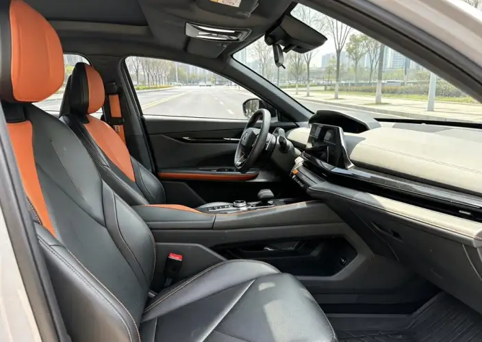 Changan UNI-V 2022 Model 1.5T Noble Model – фото 10