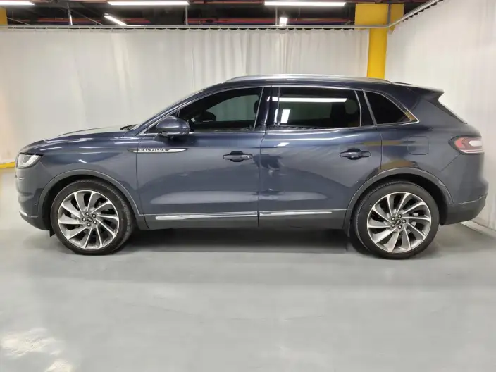Nautilus 2021 Model 2.7T 4WD Zunyao Edition – фото 4