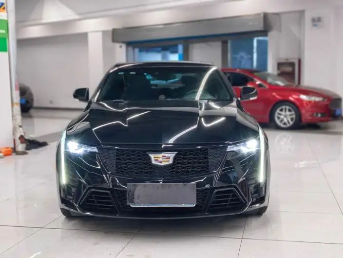 Cadillac CT4 2022 Model 28T Fashion Model