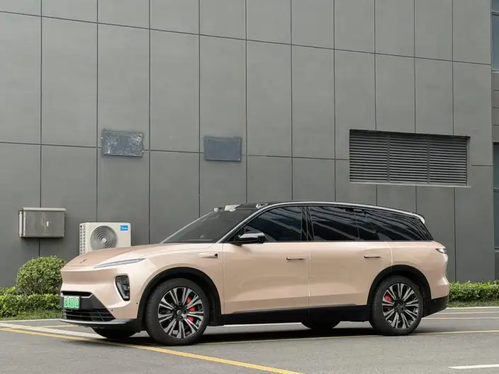 NIO ES8 2023 Model 75kWh Executive Edition