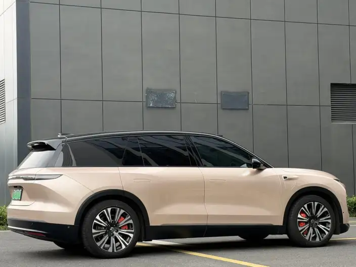 NIO ES8 2023 Model 75kWh Executive Edition – фото 7