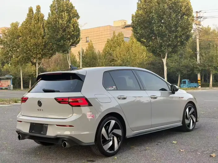 Volkswagen Golf GTI 2021 Model 380TSI DSG GTI – фото 6