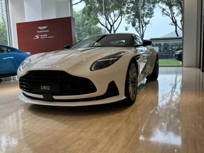 Aston Martin DB12 2024 Model 4.0T V8 Coupe – фото 1