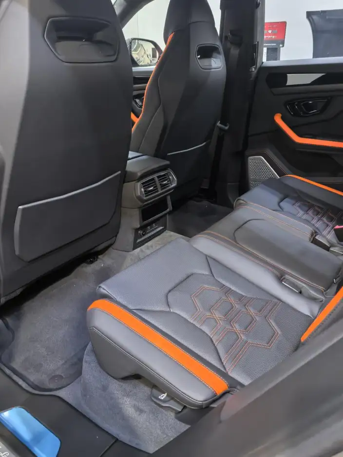Urus SE 2025 Model 4.0T Standard Model – фото 5