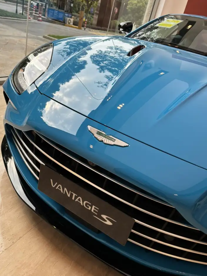 Vantage 2026 Model 4.0T V8 S Coupe – фото 4