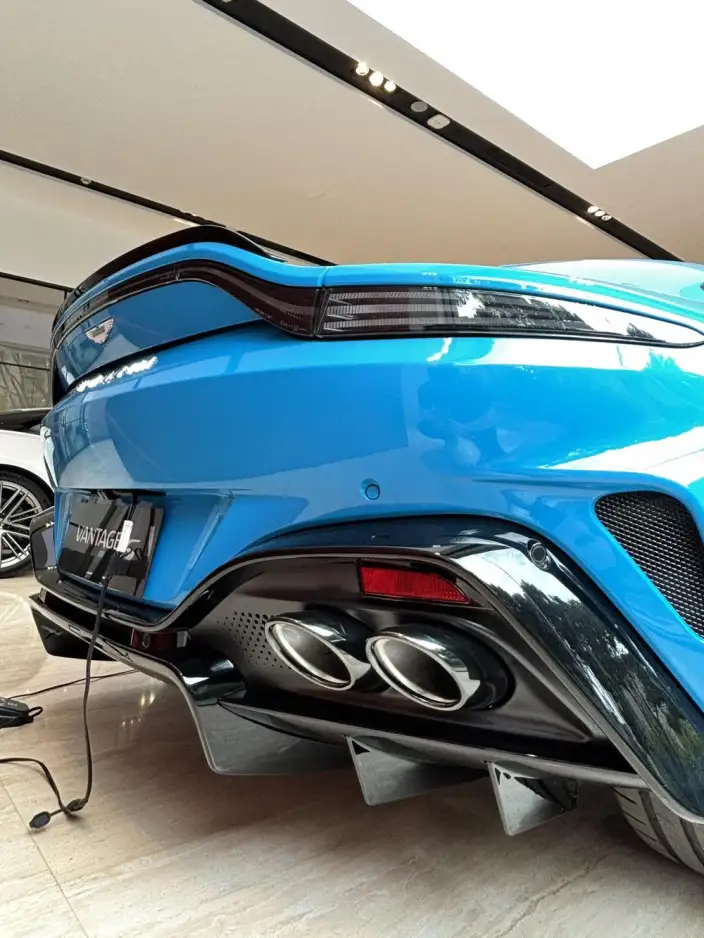 Vantage 2026 Model 4.0T V8 S Coupe – фото 6