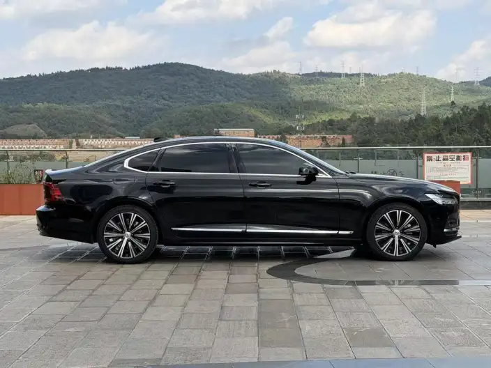 Volvo S90 2025 Model B5 Smart Elegance Deluxe Edition – фото 7