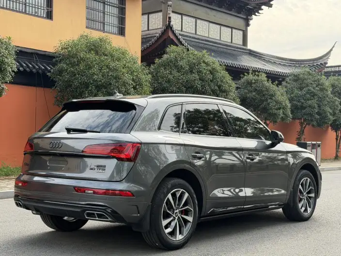 Audi Q5L 2022 Model Facelift 40T Luxury Dynamic Model – фото 5