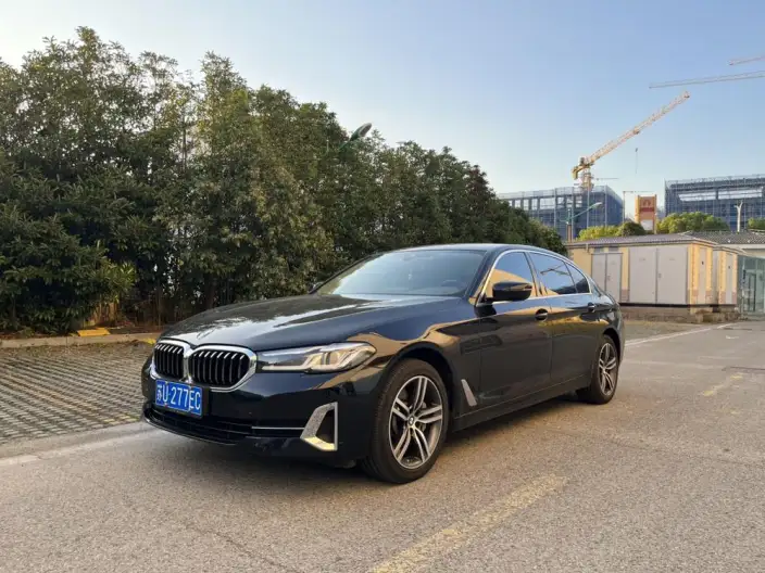 BMW 5 Series 2023 Model 530Li Leading Model Luxury Set – фото 1