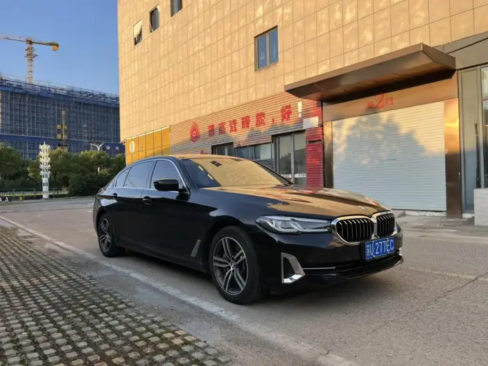 BMW 5 Series 2023 Model 530Li Leading Model Luxury Set – фото 3