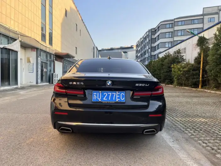 BMW 5 Series 2023 Model 530Li Leading Model Luxury Set – фото 6