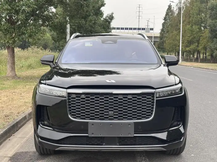Li Auto ONE 2021 Model Extended Range 6 seat Edition