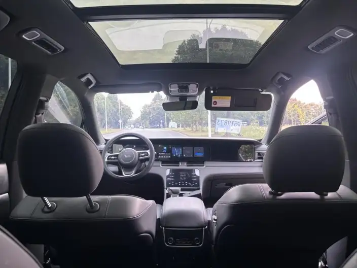 Li Auto ONE 2021 Model Extended Range 6 seat Edition – фото 8