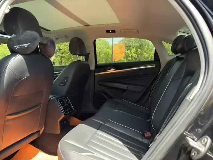 Volkswagen Passat 2023 Model Facelift 330TSI Starry sky Elite Edition – фото 9
