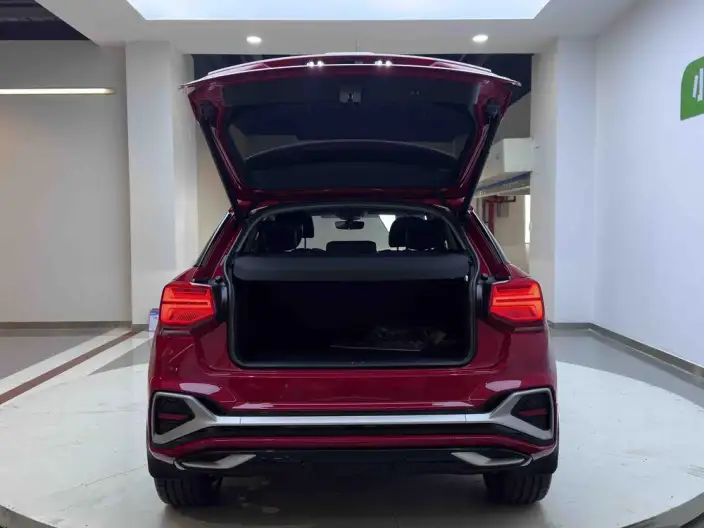 AUDI Q2L 2022 Model 35 TFSI Luxury Dynamic Model – фото 9