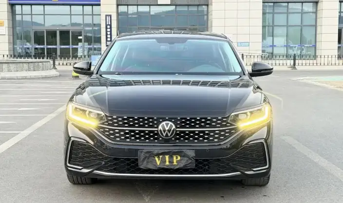 Volkswagen Passat 2023 Model Facelift 330TSI Starry sky Elite Edition – фото 2