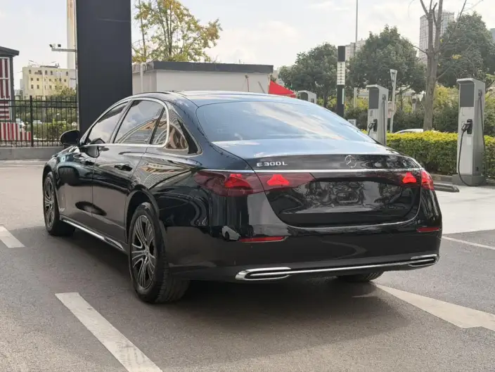 Mercedes-Benz E-Class 2026 Model E 260 L sedan