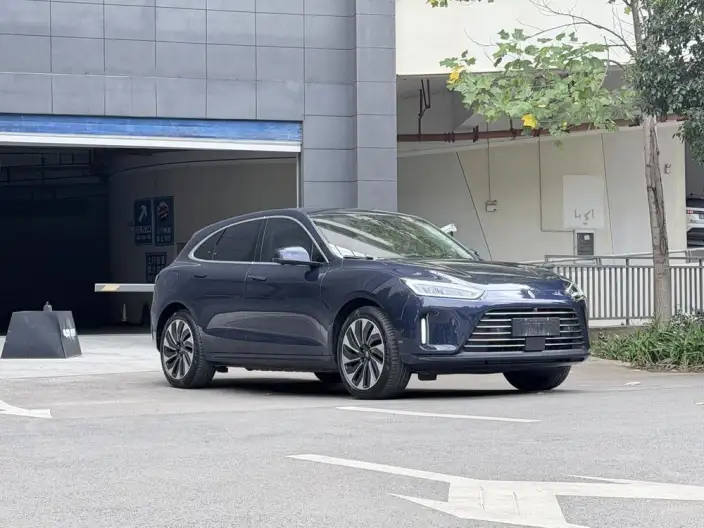 Aito M5 2022 Model Extended Range 4WD Flagship Edition