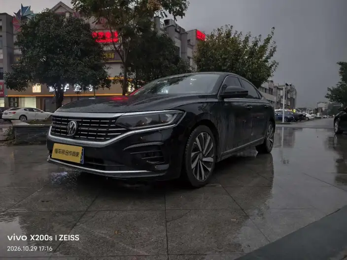 Volkswagen Passat 2022 Model 330TSI Elite Edition – фото 1