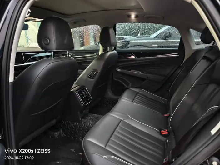 Volkswagen Passat 2022 Model 330TSI Elite Edition – фото 9