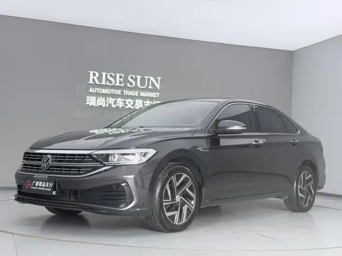 Volkswagen Sagitar 2023 Model 300TSI DSG Beyond Edition