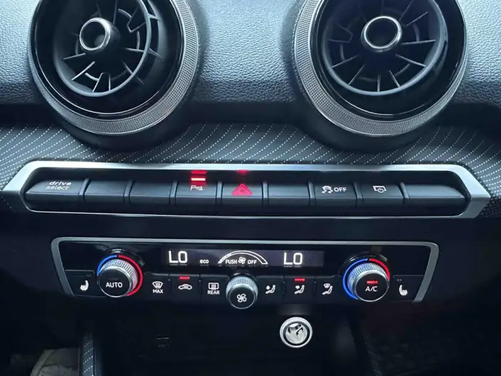 Audi Q2L e-tron 2022 Model EV Smart Enjoy Model – фото 10