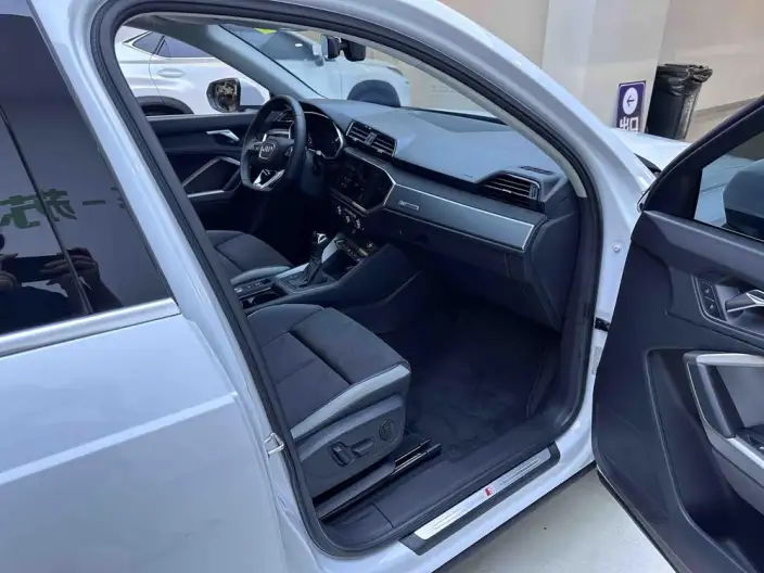 AUDI Q3 2022 Model 35 TFSI Fashion Dynamic Model – фото 10