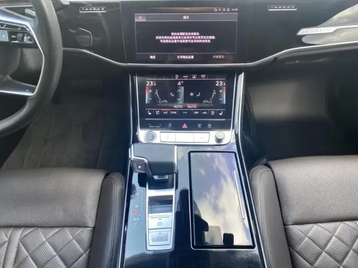 Audi A8 2022 Model A8L 50 TFSI quattro Comfort Model Collector Edition Edition – фото 8