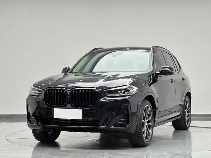 BMW X3 2023 Model xDrive30i Leading Model M Night Set