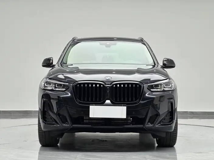 BMW X3 2023 Model xDrive30i Leading Model M Night Set