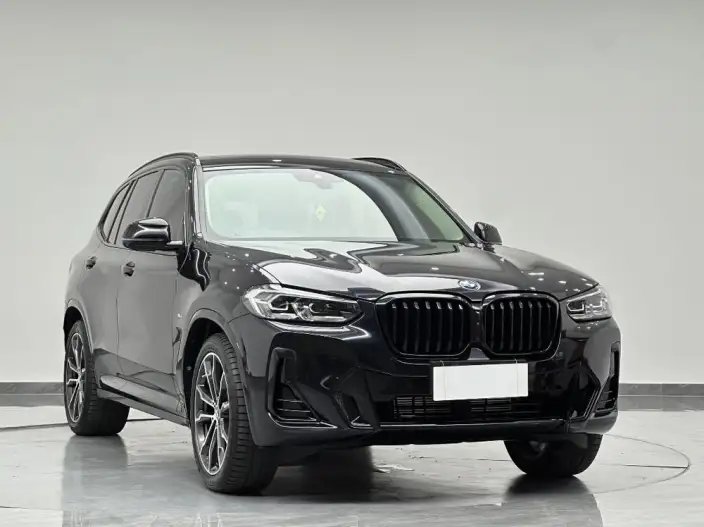BMW X3 2023 Model xDrive30i Leading Model M Night Set