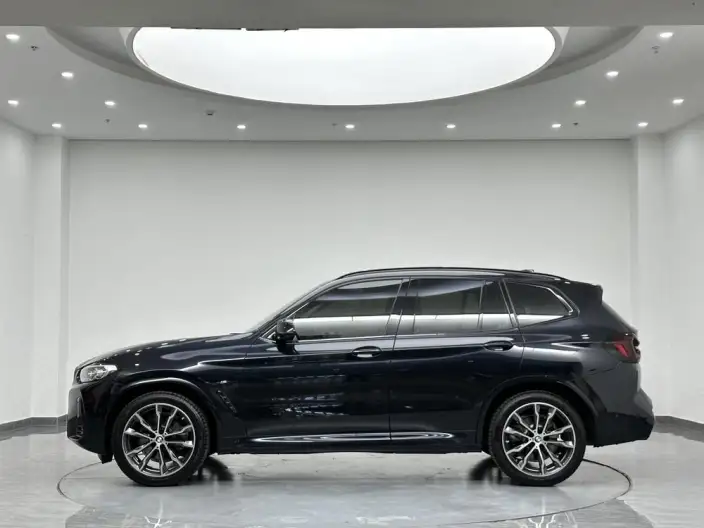 BMW X3 2023 Model xDrive30i Leading Model M Night Set