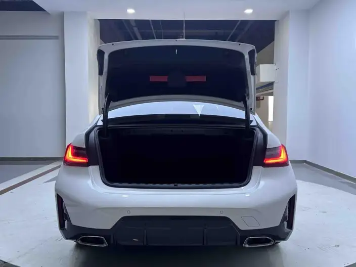 BMW 3 Series 2023 Model 320Li M Sports Set – фото 8