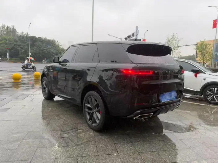 Range Rover Sport 2025 Model 400PS DYNAMIC SE