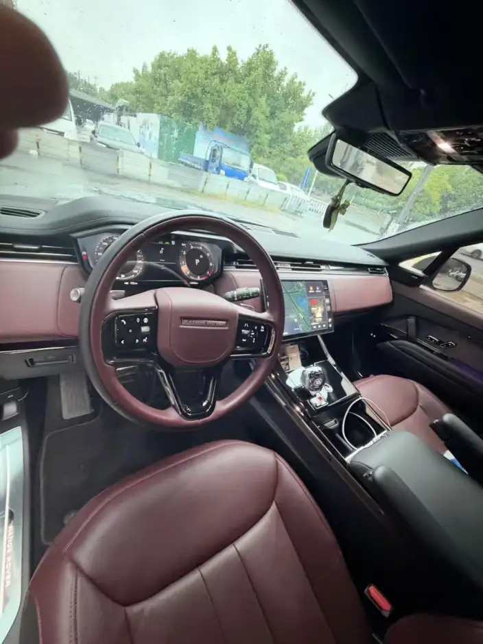 Range Rover Sport 2025 Model 400PS DYNAMIC SE – фото 10