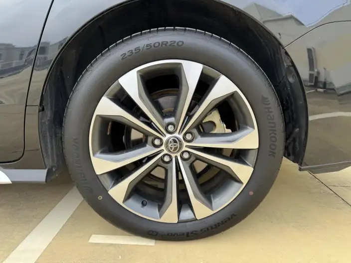Granvia 2023 Model Intelligent Hybrid 2.5L Noble PLUS – фото 7