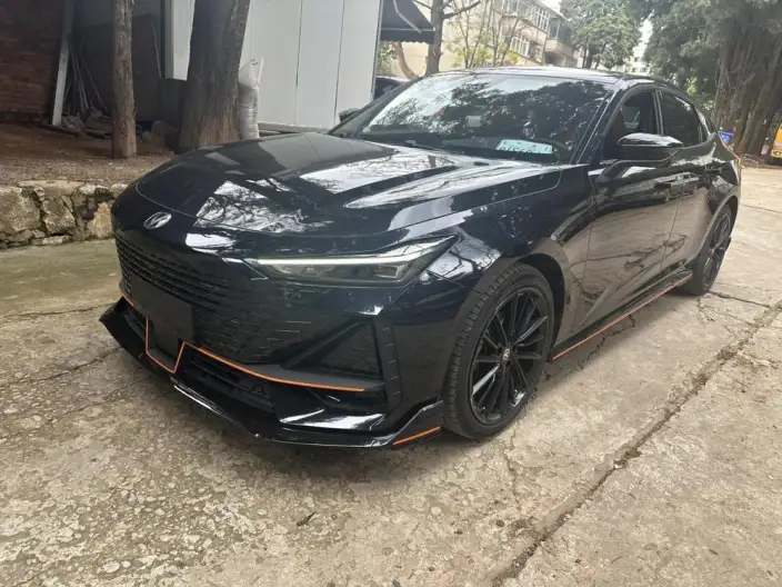 Changan UNI-V 2023 Model 1.5T Sports Edition