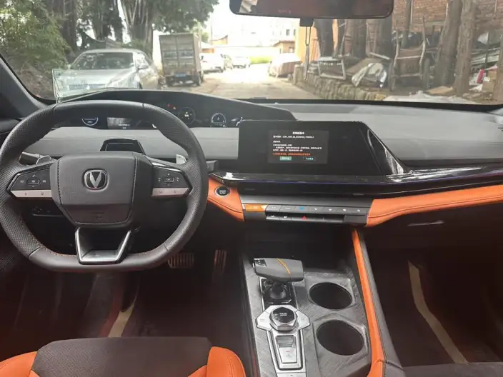 Changan UNI-V 2023 Model 1.5T Sports Edition – фото 10