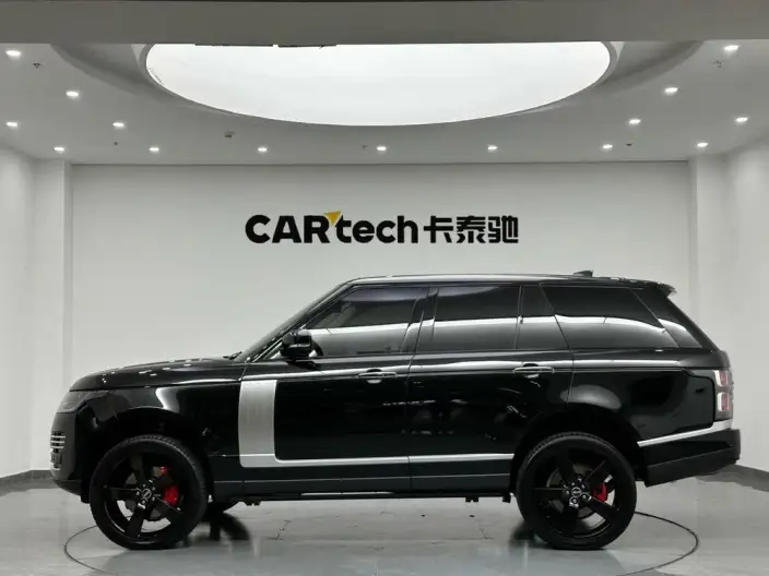 Range Rover 2022 Model 3.0 L6 360PS Shengshi Edition