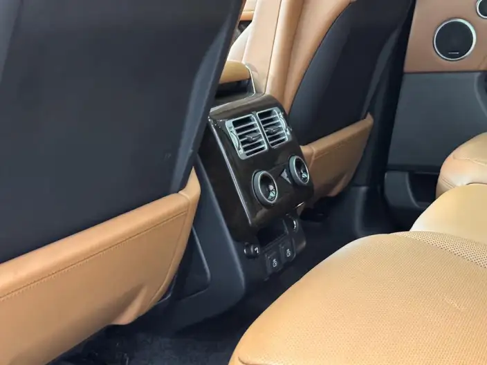 Range Rover 2022 Model 3.0 L6 360PS Shengshi Edition – фото 9