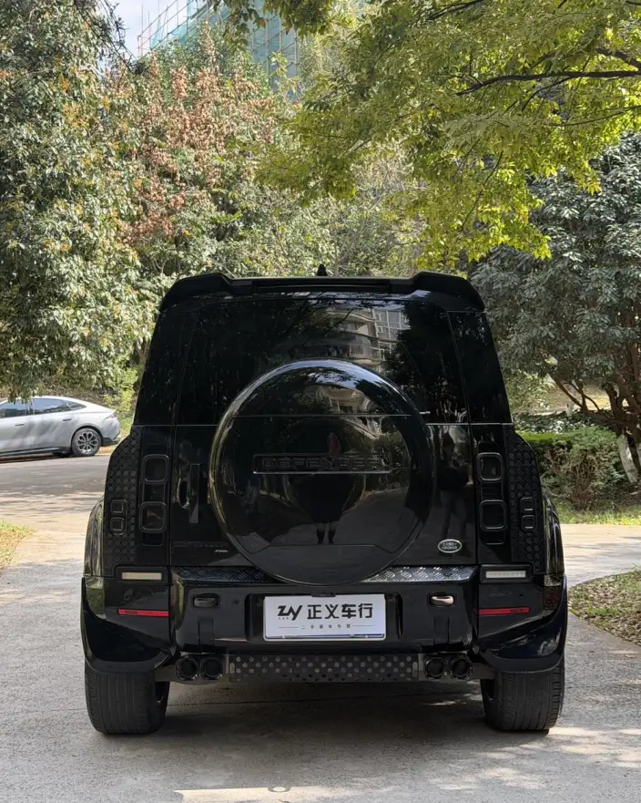 Land Rover Defender 2023 Model Facelift 110 P400 X-Dynamic HSE – фото 5
