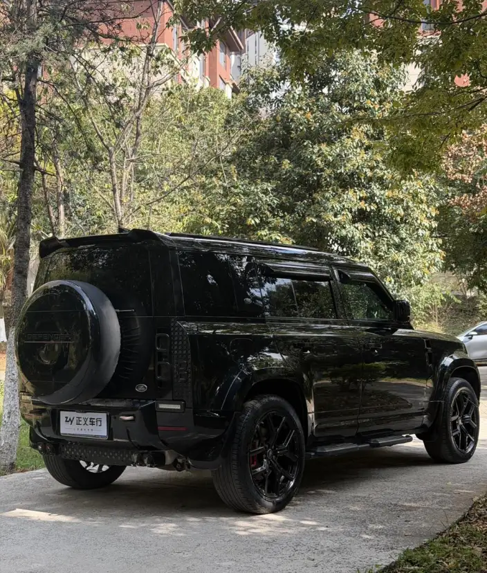 Land Rover Defender 2023 Model Facelift 110 P400 X-Dynamic HSE – фото 6