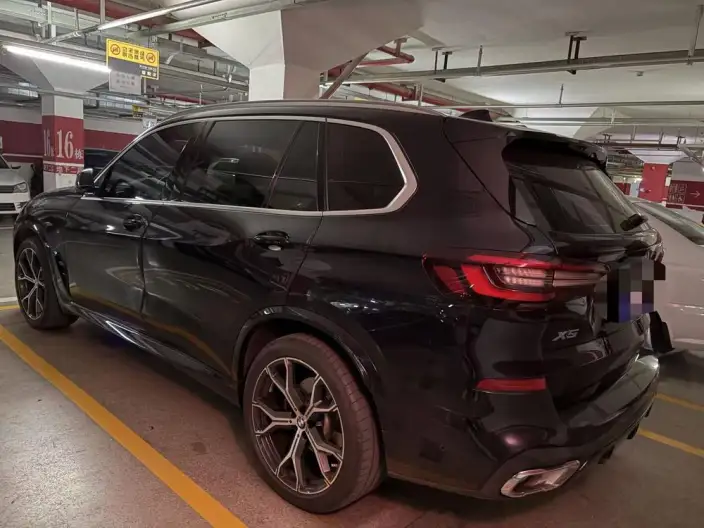 BMW X5 2022 Model xDrive 40Li M Sports Set
