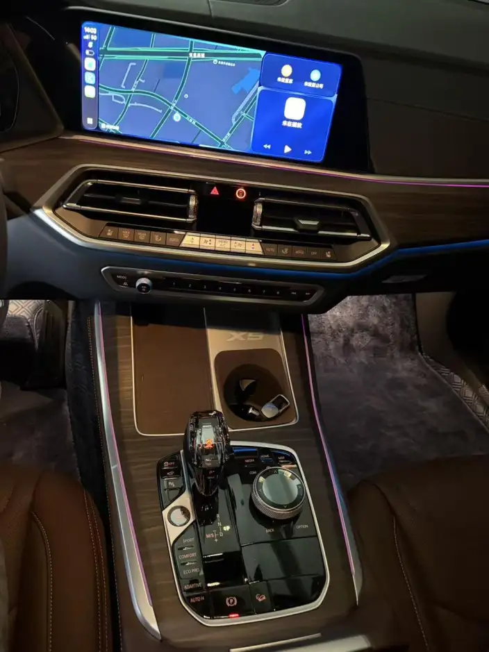 BMW X5 2022 Model xDrive 40Li M Sports Set – фото 8