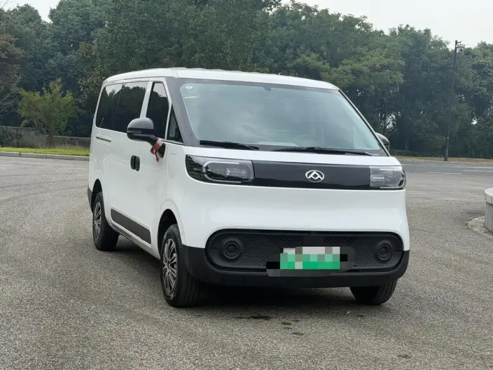 Maxus Dana V1 2025 Model V1 Short axis Low top Gran Edition 42kWh – фото 3