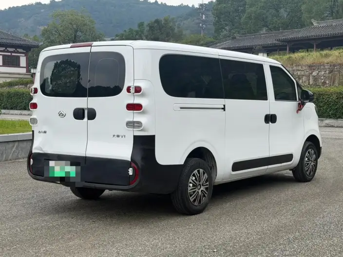 Maxus Dana V1 2025 Model V1 Short axis Low top Gran Edition 42kWh – фото 6