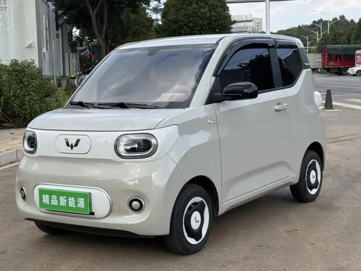 Wuling Hongguang MINIEV 2024 Model 215km Youth Edition Lithium Iron Phosphate – фото 1
