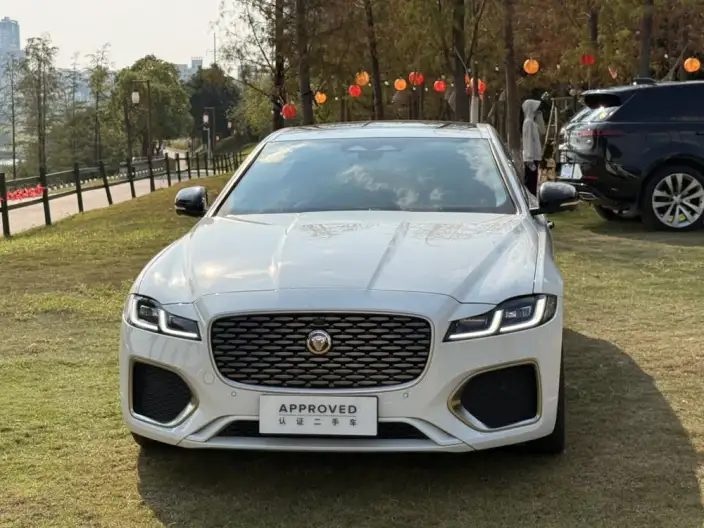 Jaguar XFL 2024 Model 2.0T P250 2WD Exclusive Deluxe Edition – фото 2